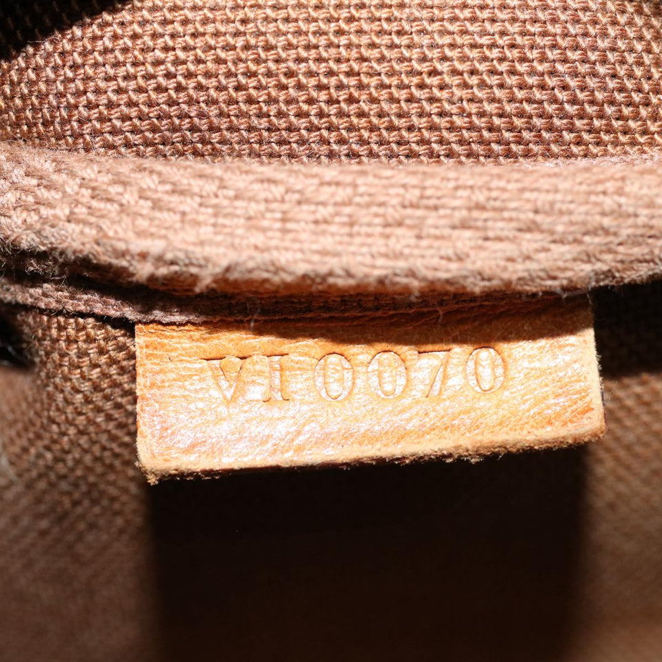 Louis Vuitton Pochette Accessoire  Canvas Clutch Bag