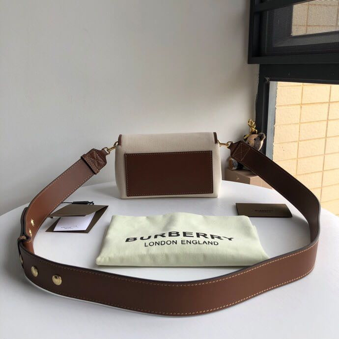 Burberry Bags - Bagsattire   191