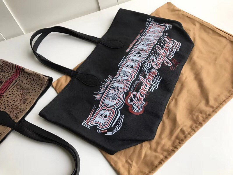 Burberry Bags - Bagsattire   282