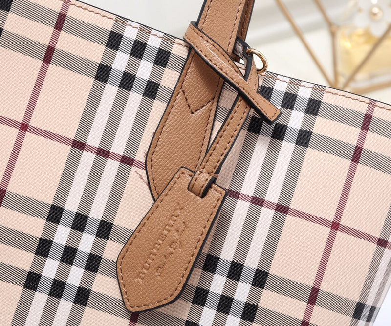 Burberry Bags - BG Bags - 831