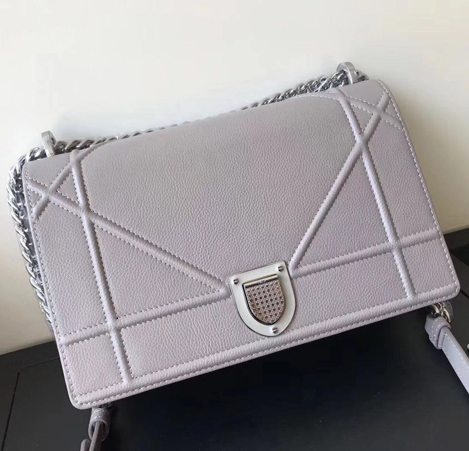 Dior Diorama Flap Bag In Pearl Grey Grained Calfskin