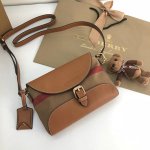 Burberry Bags - Bagsattire   509