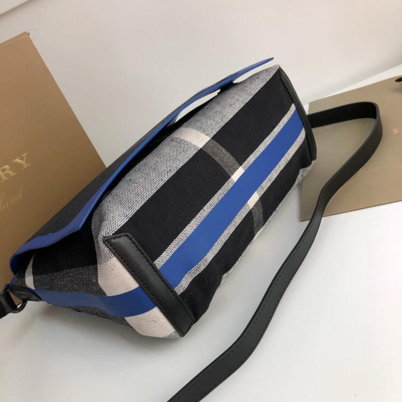 Burberry Bags - Bagsattire   613