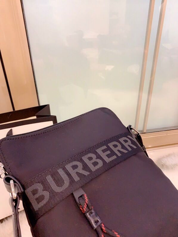 Burberry Bags - Bagsattire   215