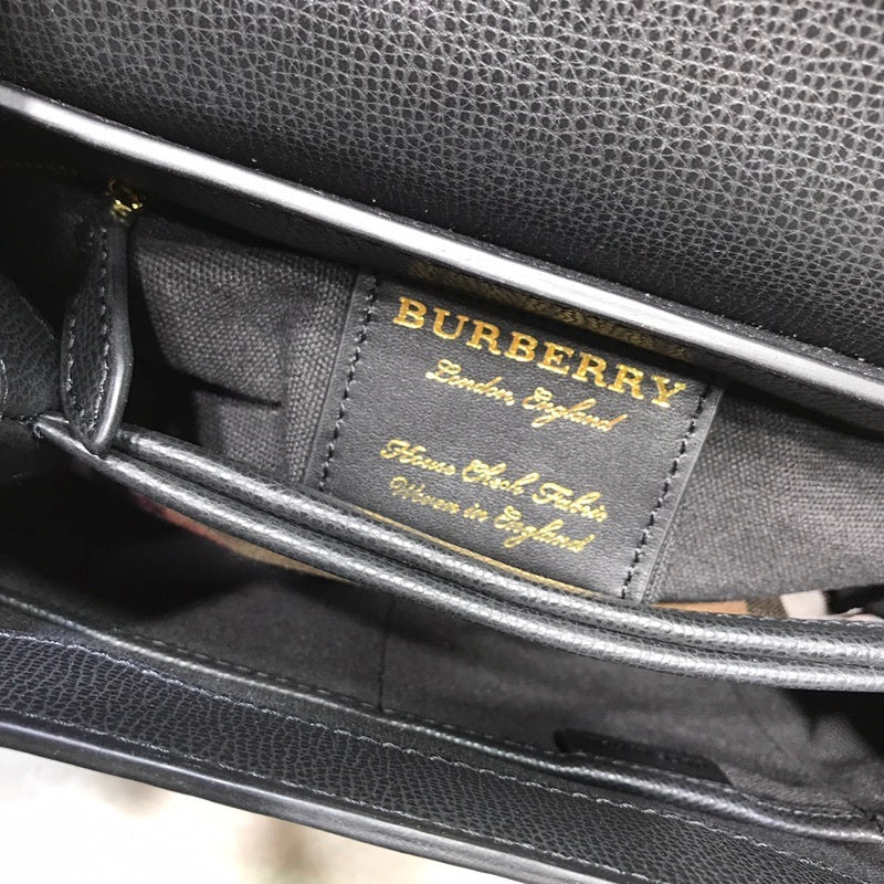 Burberry Bags - Bagsattire   227