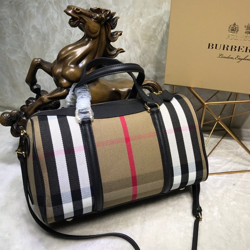 Burberry Bags - Bagsattire   229