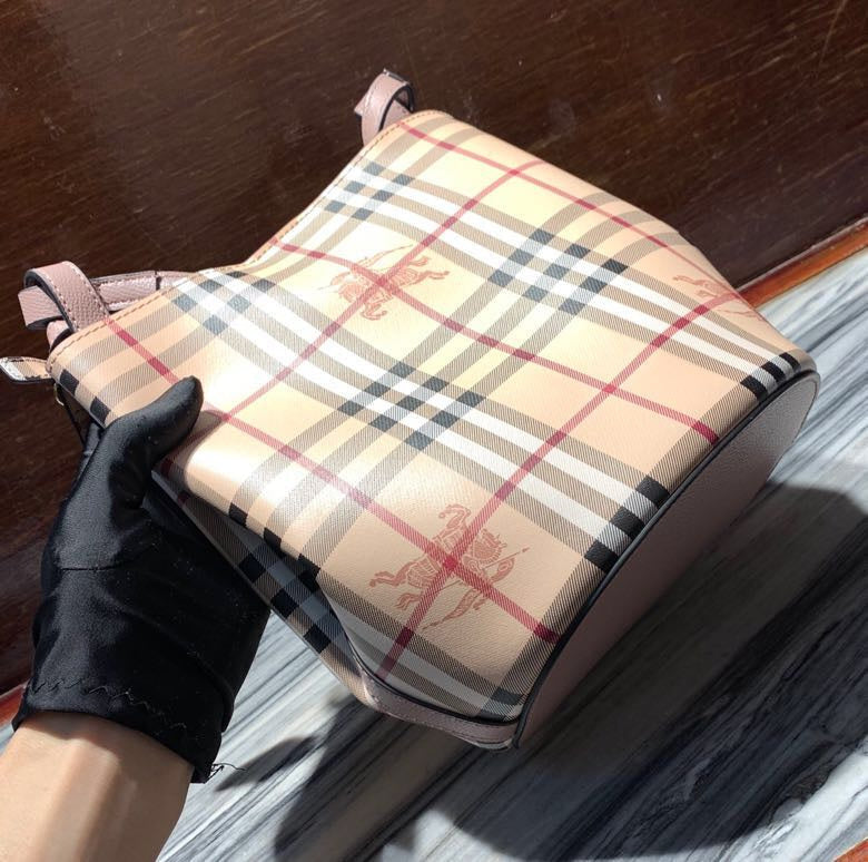 Burberry Bags - Bagsattire   184