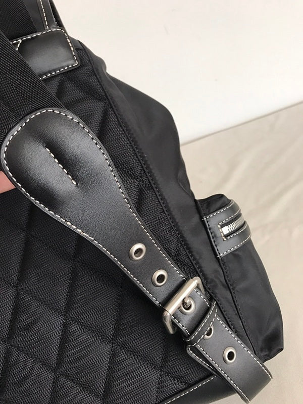 Burberry Bags - Bagsattire   339