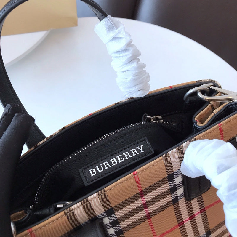 Burberry Bags - BG Bags - 749