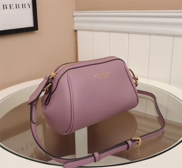 Burberry Bags - Bagsattire   303