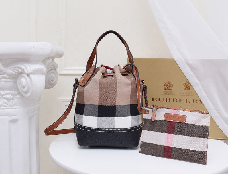 Burberry Bags - BG Bags - 989