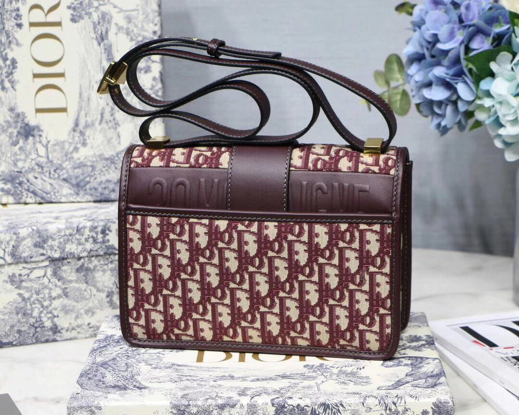 Dior 30 Montaigne Bag In Burgundy Oblique Jacquard Canvas