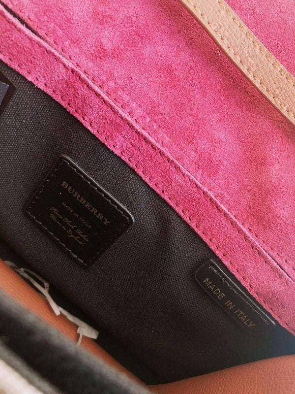 Burberry Bags - Bagsattire   469