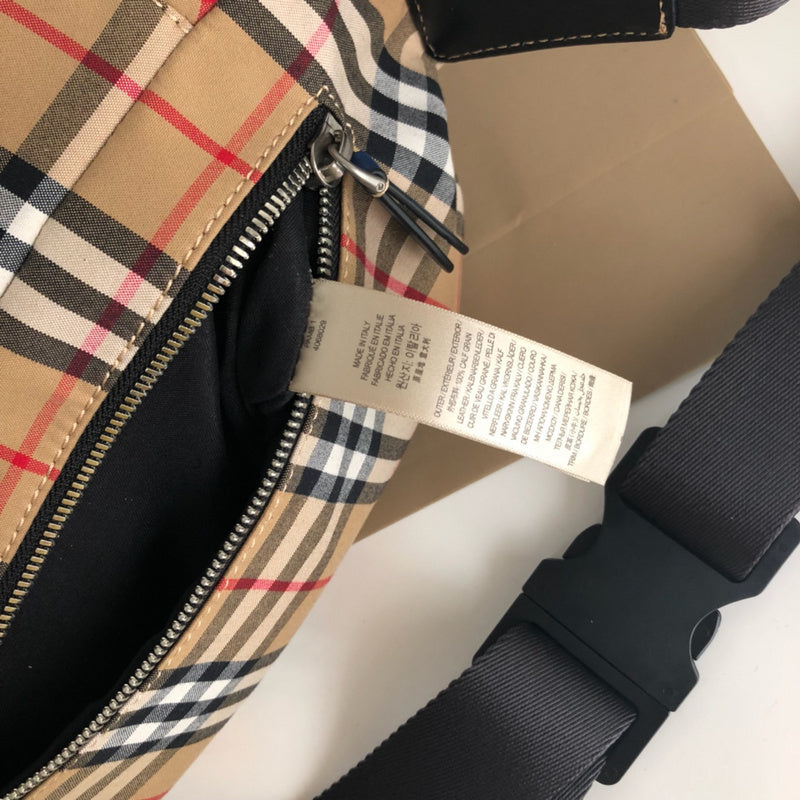 Burberry Bags - Bagsattire   450