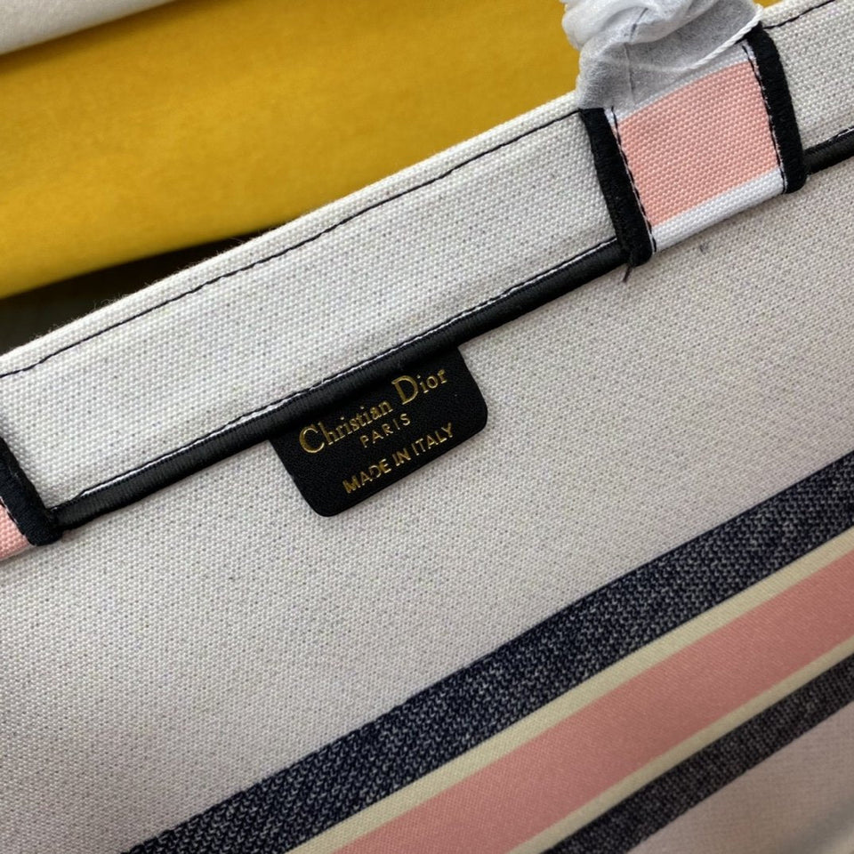 MO - Top Quality Bags Christian Dior 062