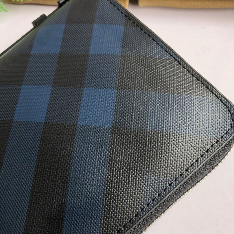 Burberry Bags - Bagsattire   520