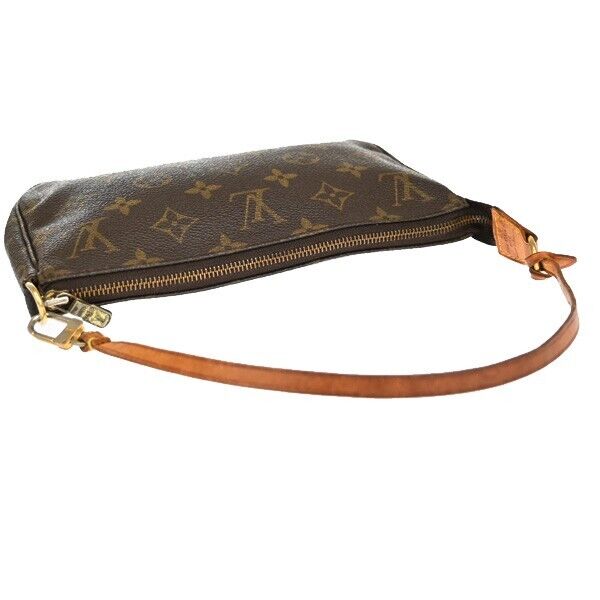 Louis Vuitton Pochette Accessoires  Canvas Clutch Bag