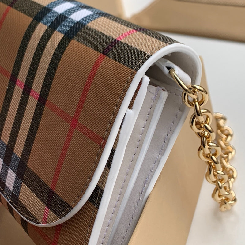 Burberry Bags - Bagsattire   649