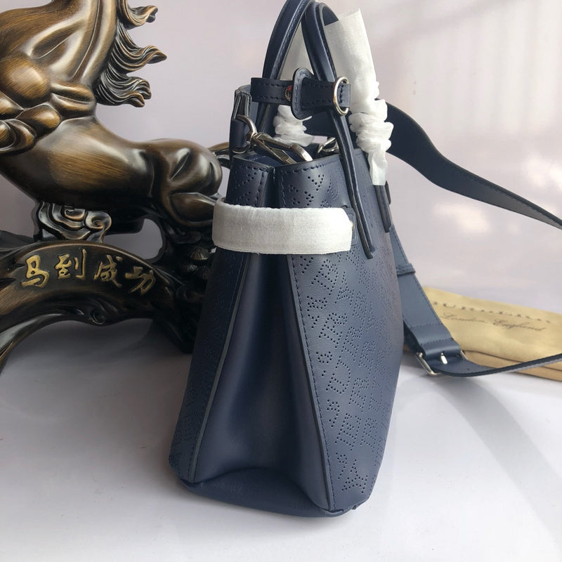 Burberry Bags - Bagsattire   639