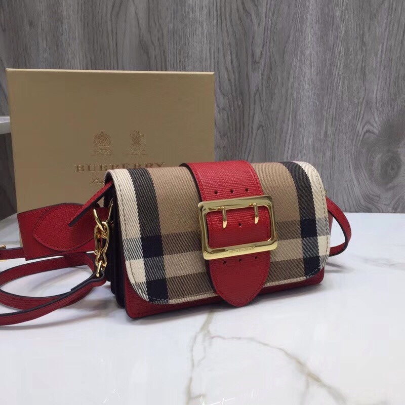 Burberry Bags - Bagsattire   560