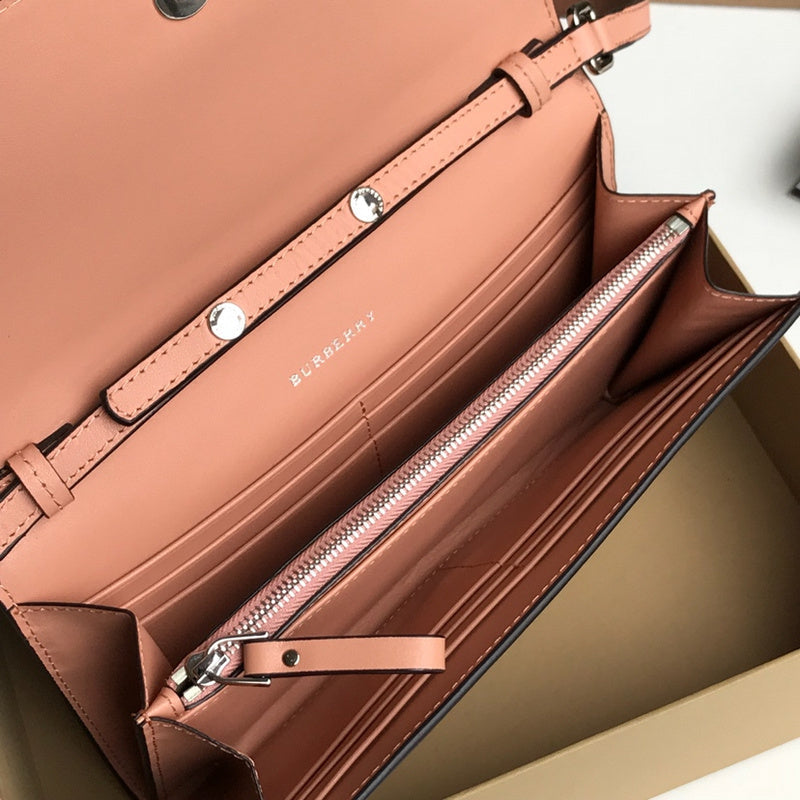 Burberry Bags - Bagsattire   656