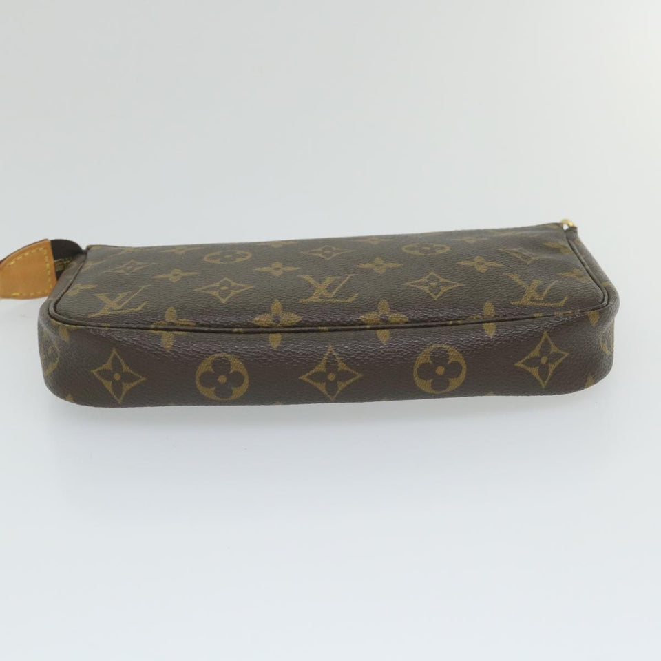 Louis Vuitton Pochette Accessoire  Canvas Clutch Bag