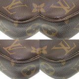 Louis Vuitton Pochette Accessoires  Canvas Clutch Bag