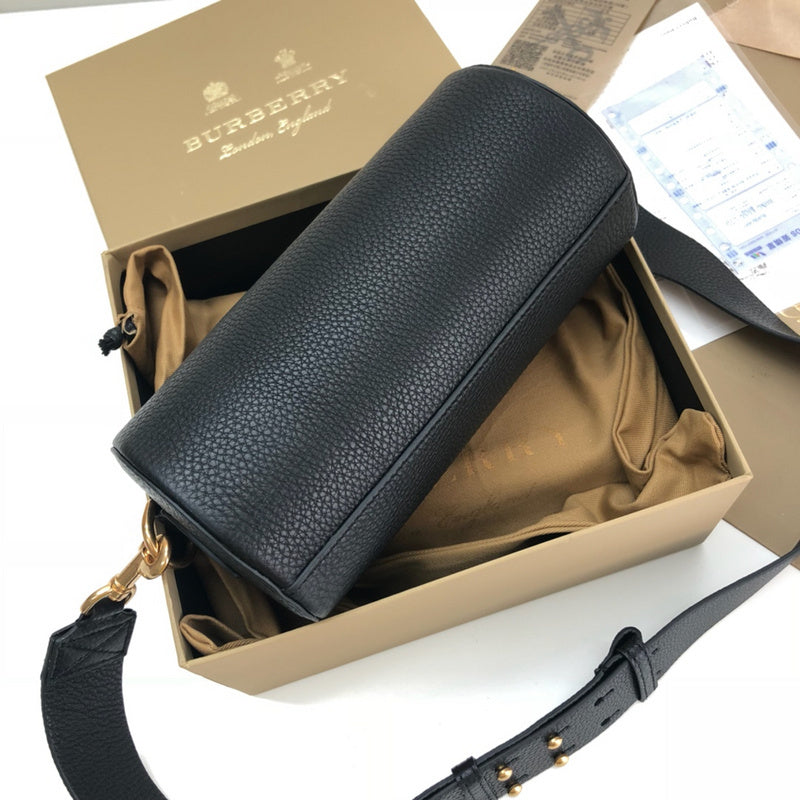 Burberry Bags - Bagsattire   449