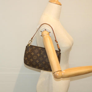 Louis Vuitton Pochette Accessoires Clutch Bag