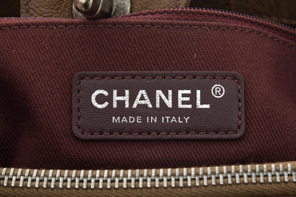 Chanel 2015/2016 Brown Quilted Large Shopping 30 CM Handbag