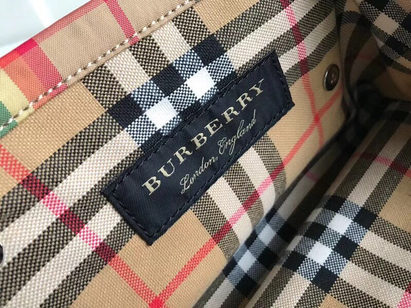 Burberry Bags - Bagsattire   288