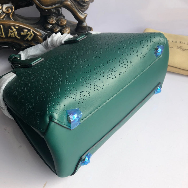 Burberry Bags - Bagsattire   637