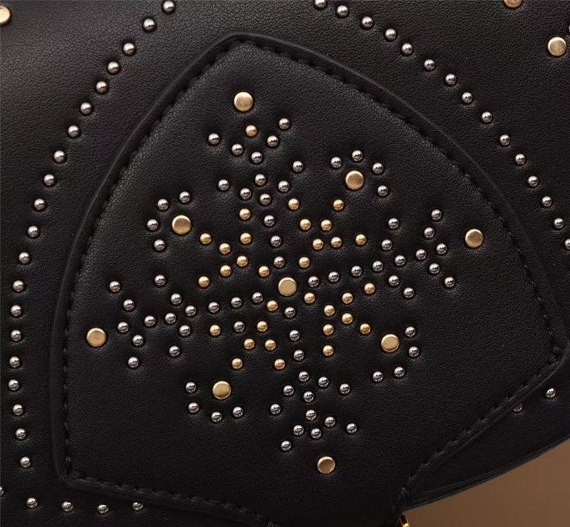 Burberry Bags - Bagsattire   319