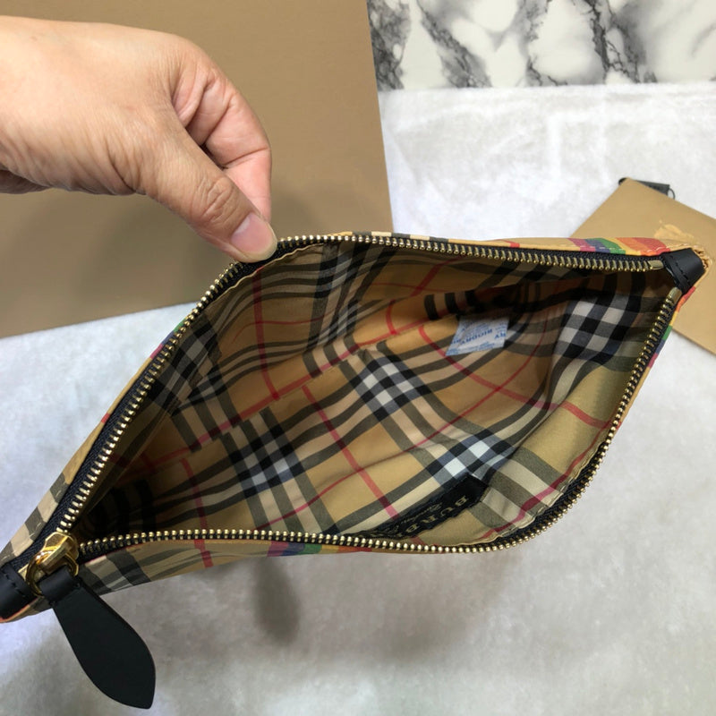 Burberry Bags - Bagsattire   244