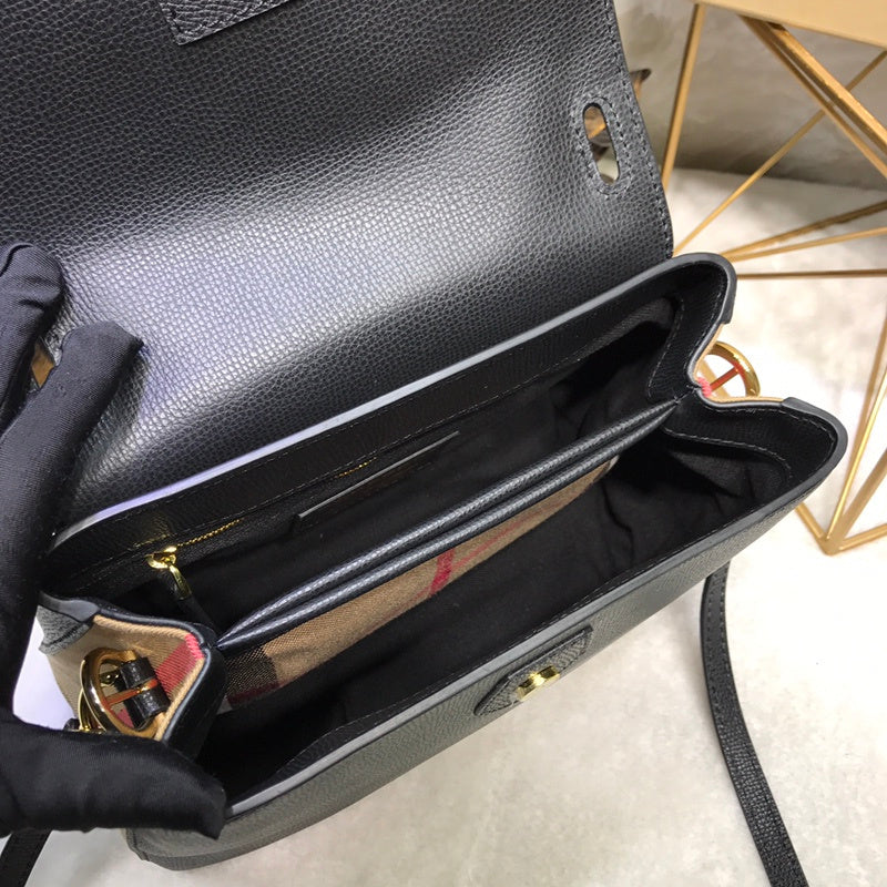 Burberry Bags - Bagsattire   227