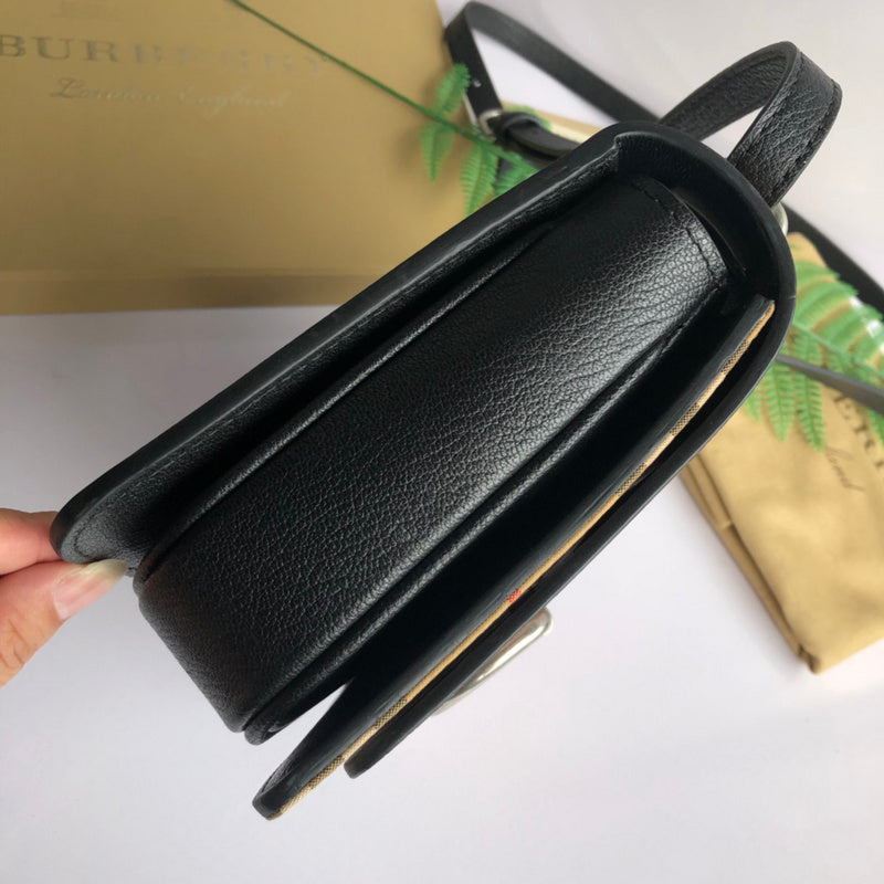 Burberry Bags - Bagsattire   446