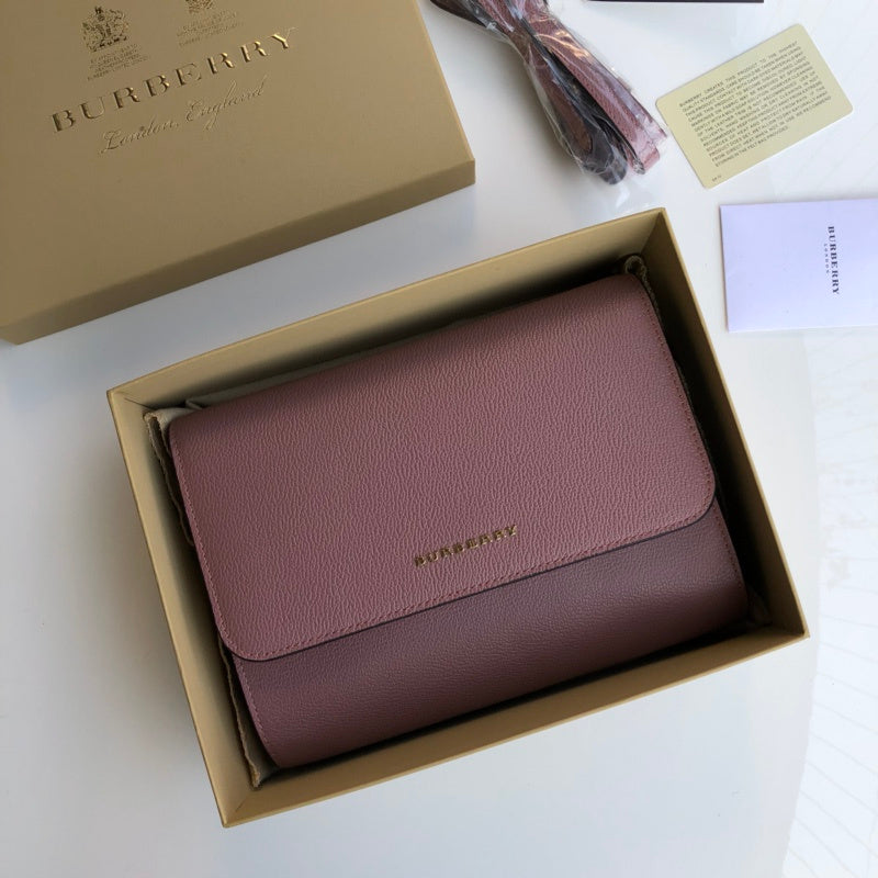 Burberry Bags - Bagsattire   247