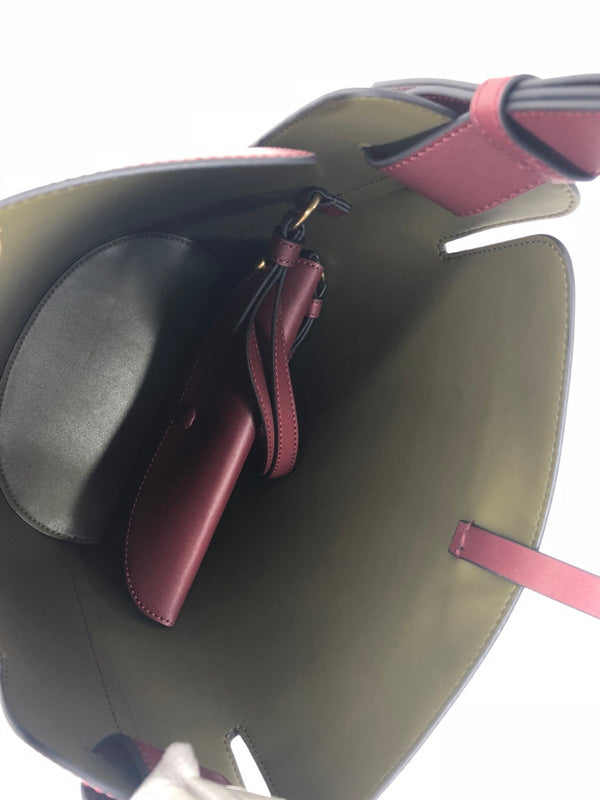 Burberry Bags - Bagsattire   323