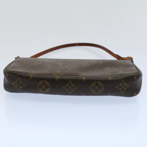 Louis Vuitton Pochette Accessoire  Canvas Clutch Bag