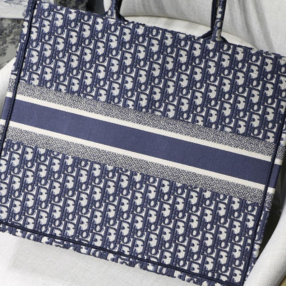 Christian Dior BOOK TOTE