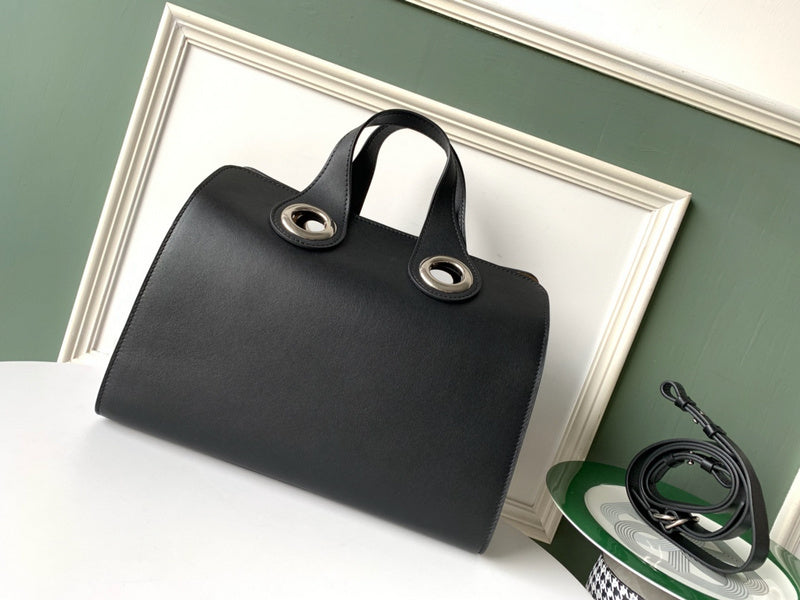 Burberry Bags - Bagsattire   700