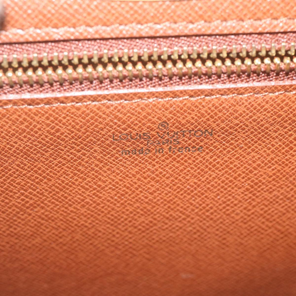 Louis Vuitton Pochette  Leather Clutch Bag