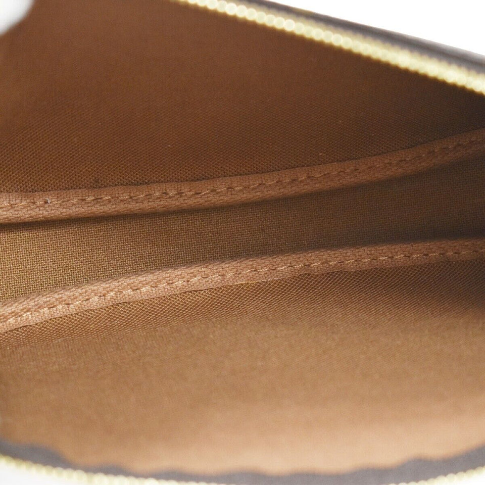 Louis Vuitton Pochette Accessoires  Canvas Clutch Bag