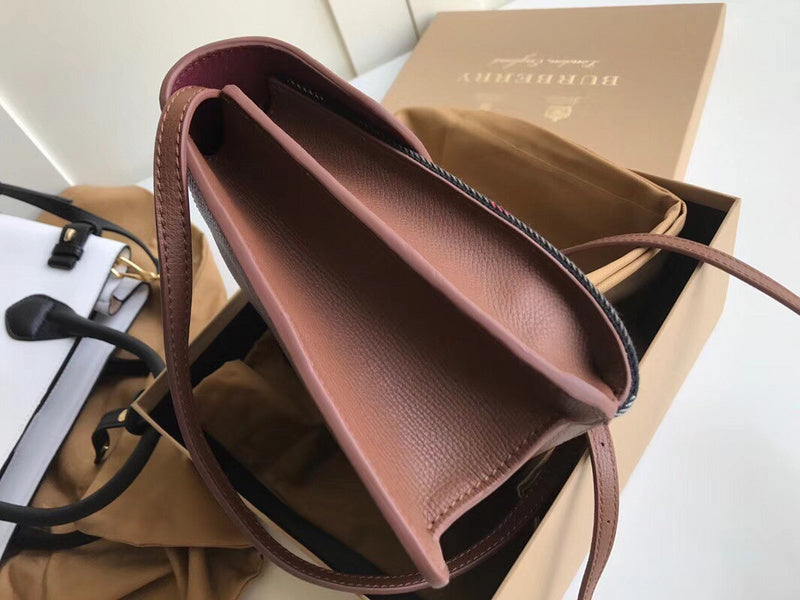 Burberry Bags - Bagsattire   465