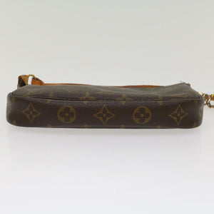 Louis Vuitton Pochette Accessoires  Canvas Clutch Bag