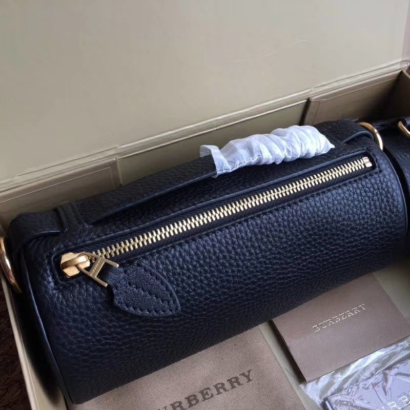 Burberry Bags - Bagsattire   449