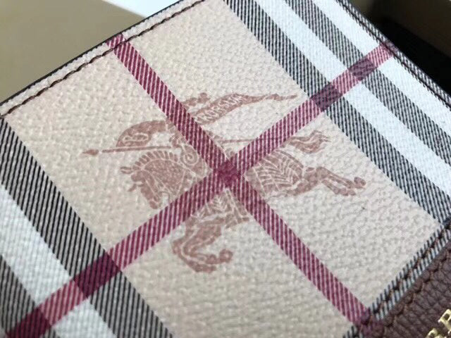 Burberry Bags - Bagsattire   394