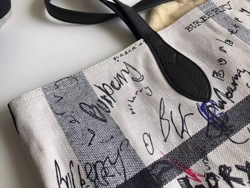 Burberry Bags - Bagsattire   290