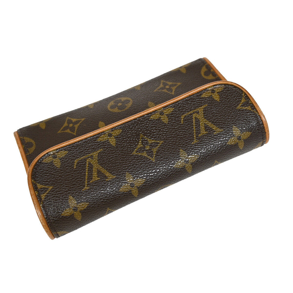 Louis Vuitton Florentine  Canvas Clutch Bag