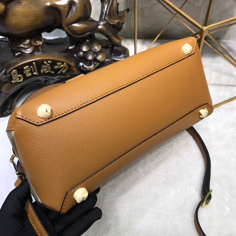 Burberry Bags - Bagsattire   240